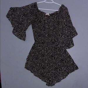 Eesome Black and White Asymmetrical Ruffled Blouse